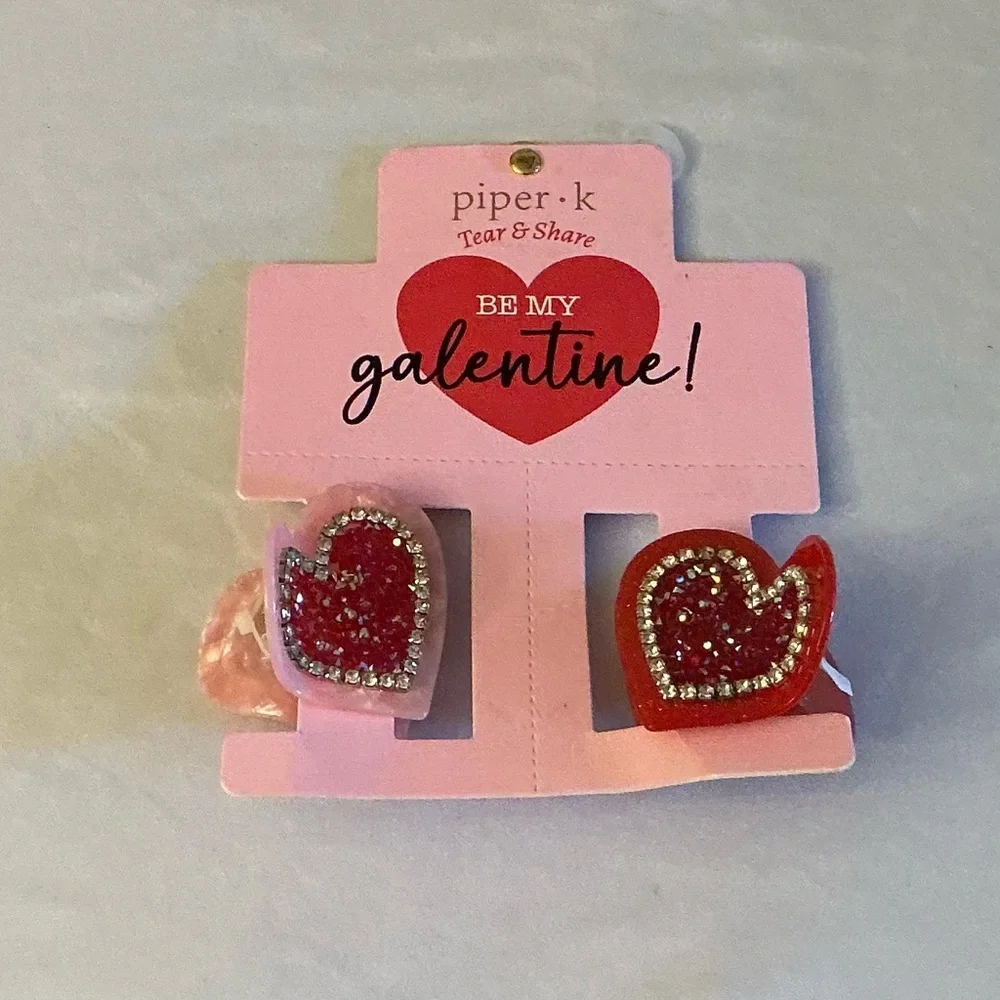 Cherry Crush Disco Bath Fizzers with 4 Rhinestone Heart Shaped Hair Claws